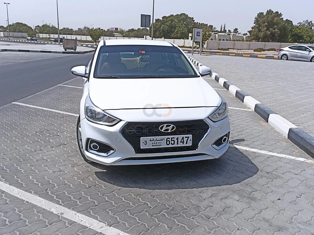 Blanco Hyundai Acento 2020 for rent in Sharjah 2